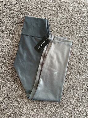 Peloton Lululemon Wunder Train 25-“ Gray Active Leggings